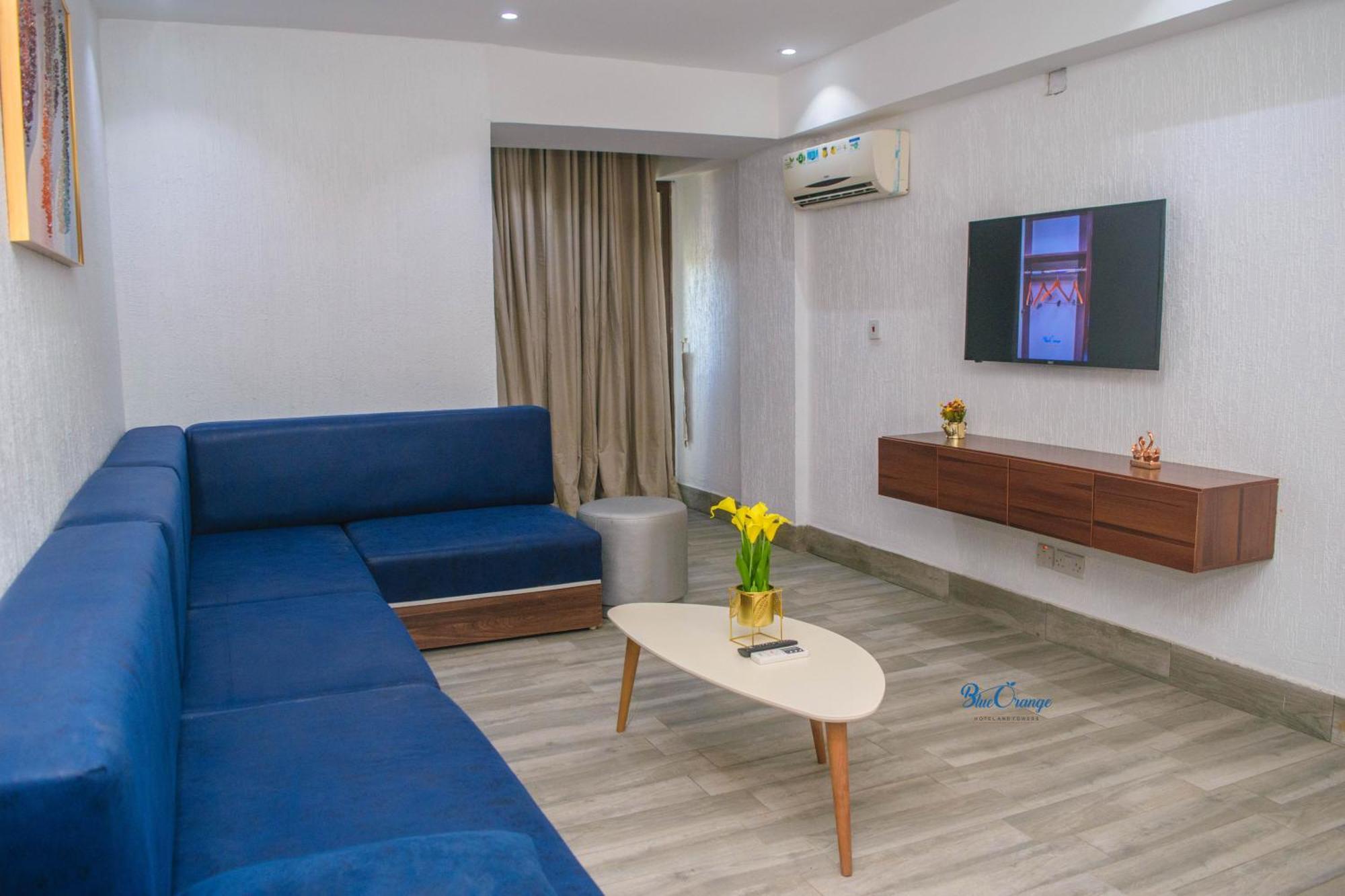 Blue Orange Hotel And Towers Shomolu Exterior foto